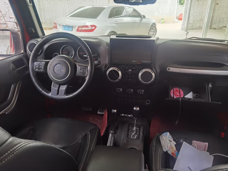 濮陽15年Jeep牧馬人2