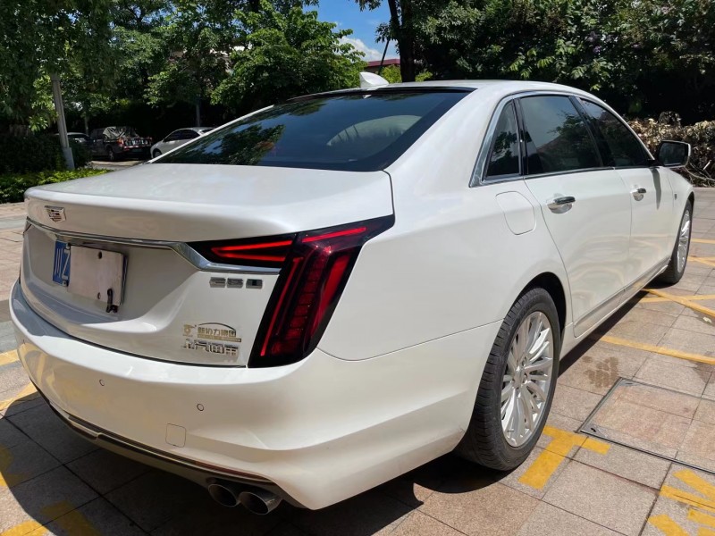 中山20年凯迪拉克CT66