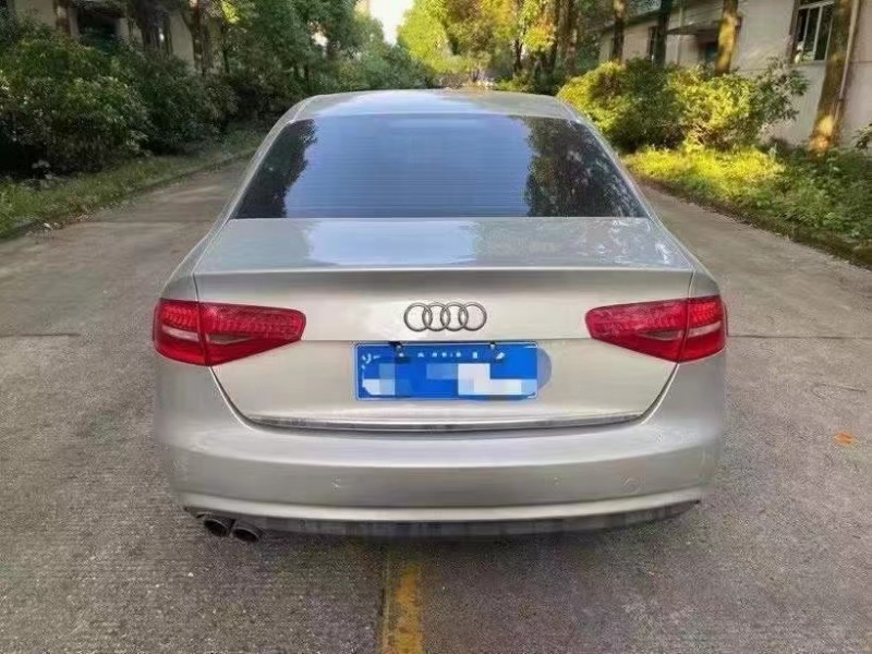 衡陽15年奧迪A4L3