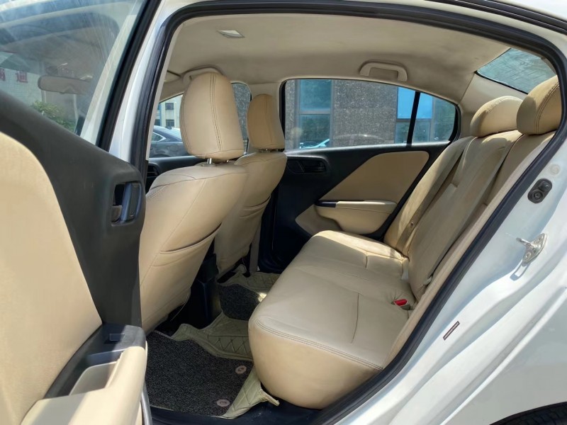 东莞16年本田锋范3