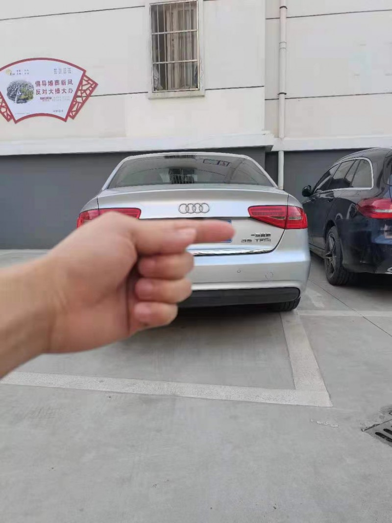 徐州13年奥迪A4L6