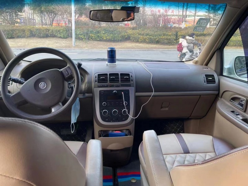 徐州15年别克GL84