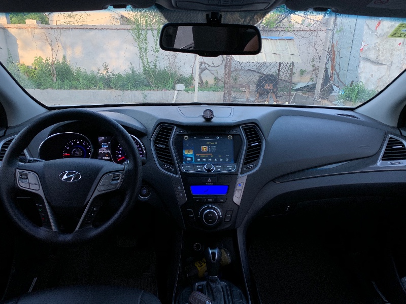 潍坊15年现代全新胜达7