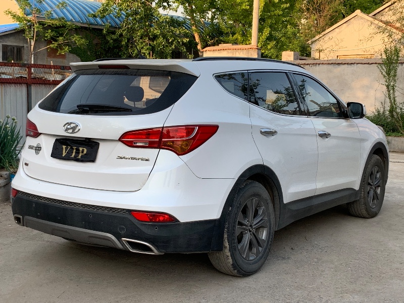 潍坊15年现代全新胜达6