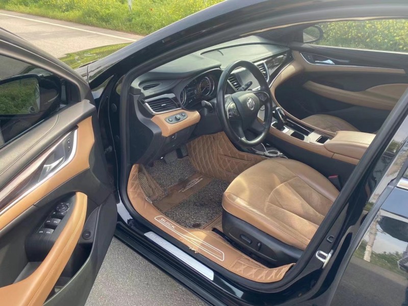 徐州18年别克君越4