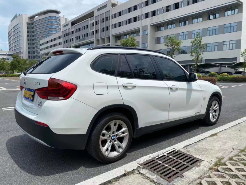 中山12年宝马X16