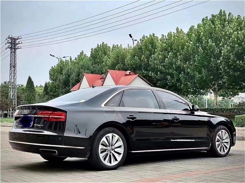 天津15年奧迪A8L9