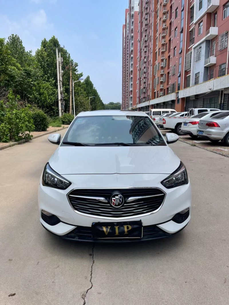 邢台19年别克凯越1