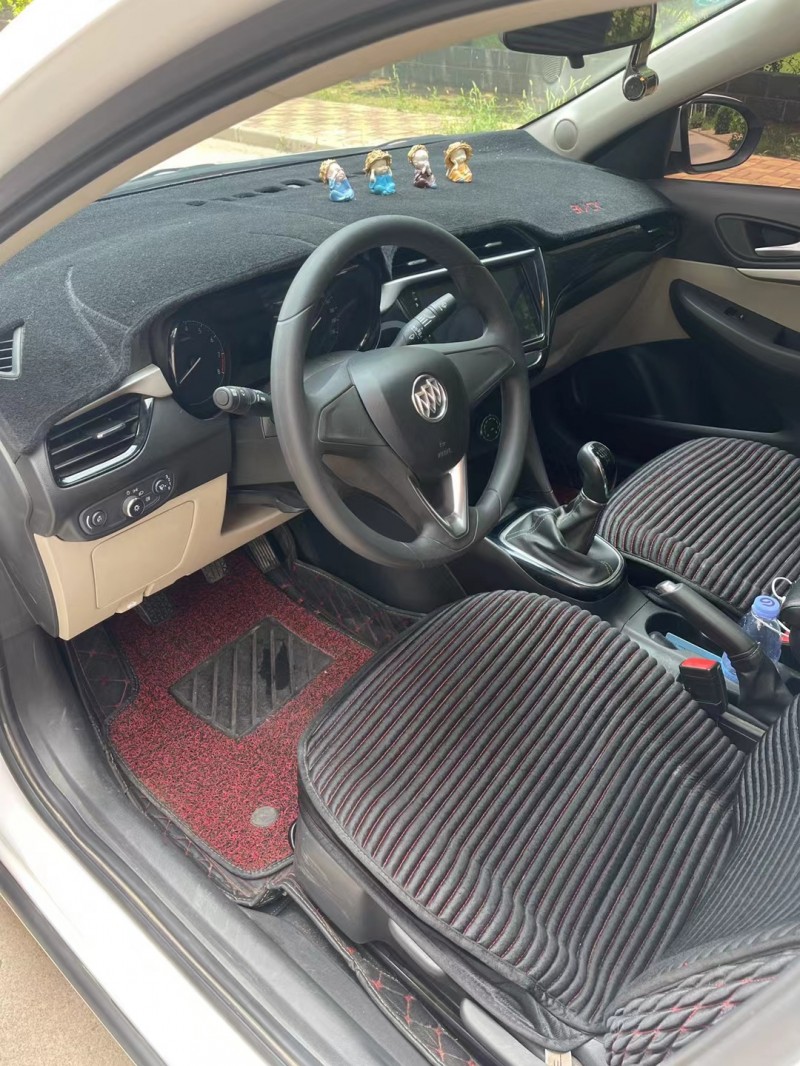 邢台19年别克凯越4