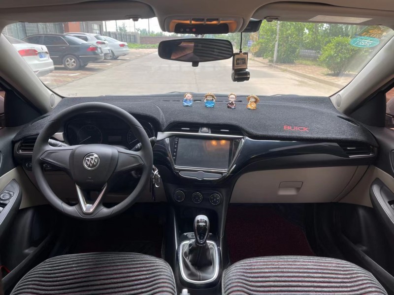 邢台19年别克凯越5