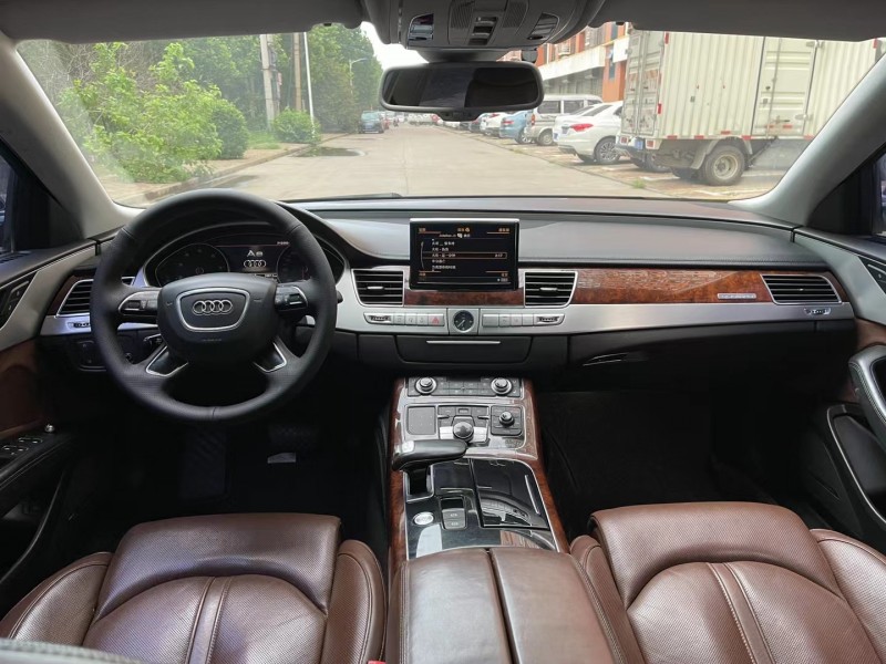 邢台13年奥迪A8L5