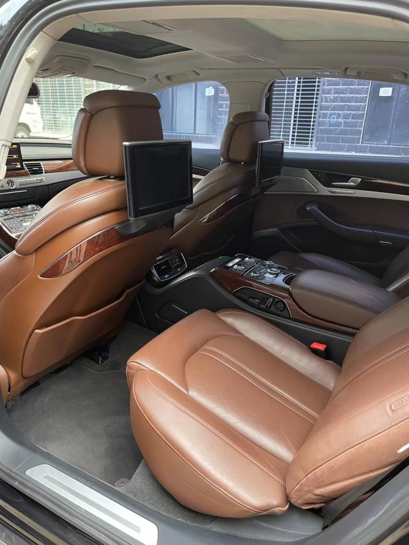 邢台13年奥迪A8L6