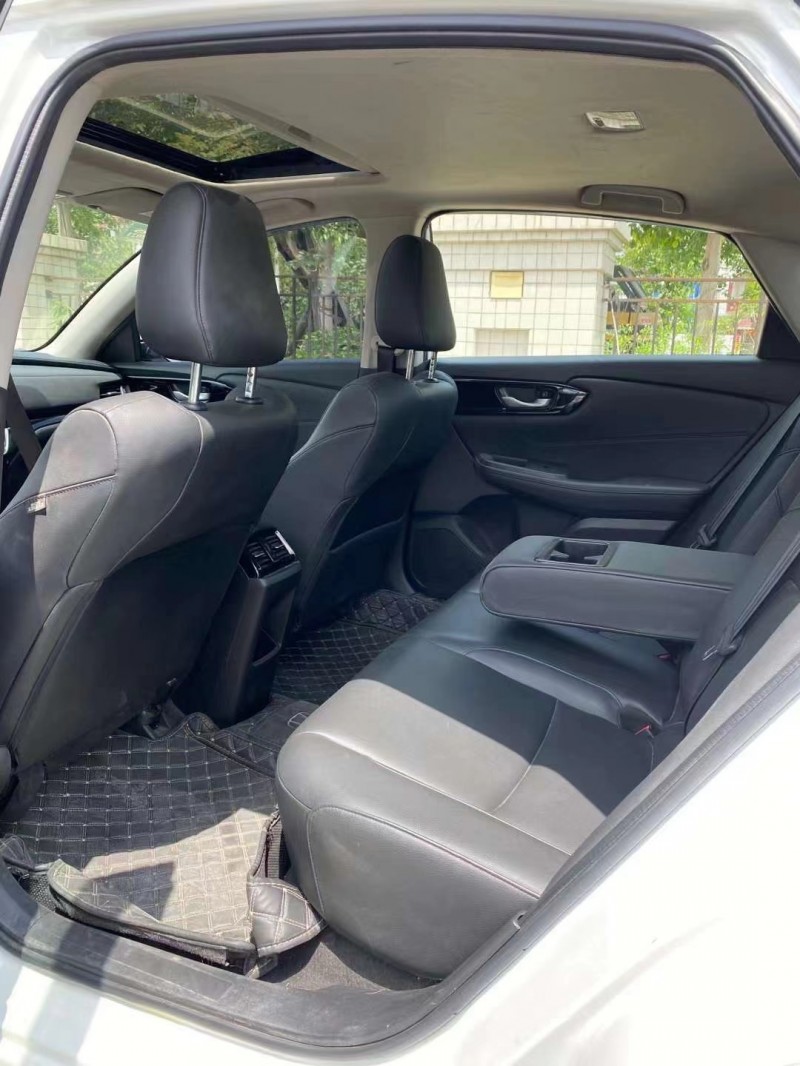 中山19年本田凌派1