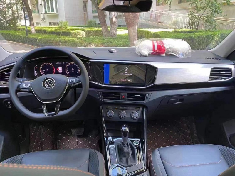 保定21年大众途岳7