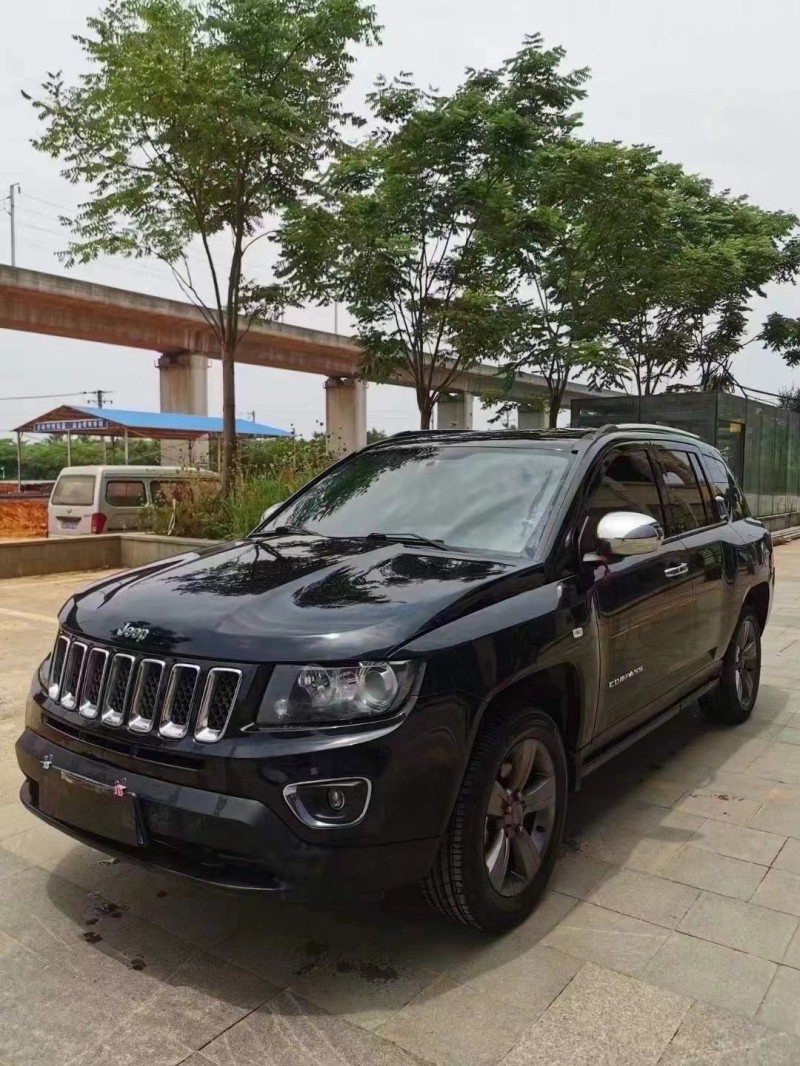 宜昌15年Jeep指南者9