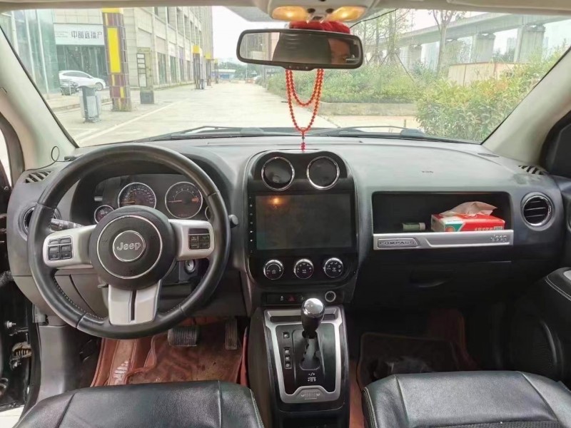 宜昌15年Jeep指南者4