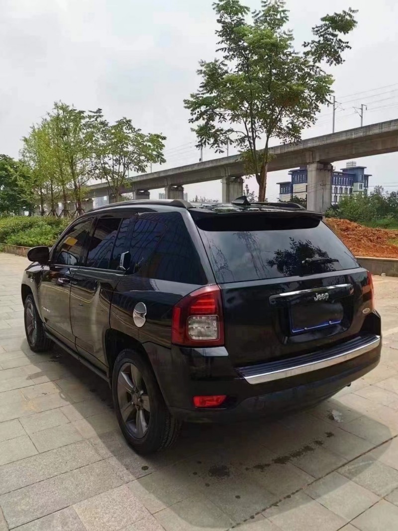 宜昌15年Jeep指南者2