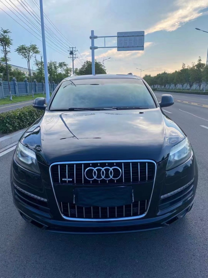 武汉12年奥迪Q79