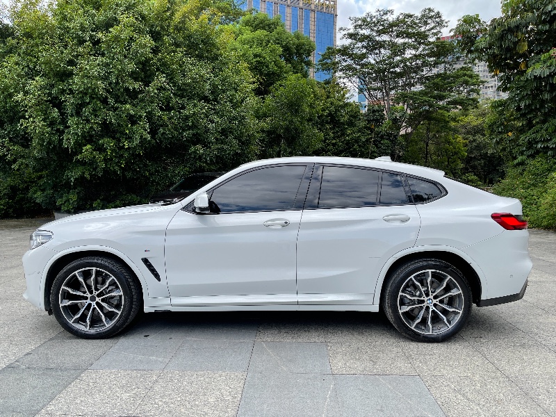 深圳20年宝马X4 M2