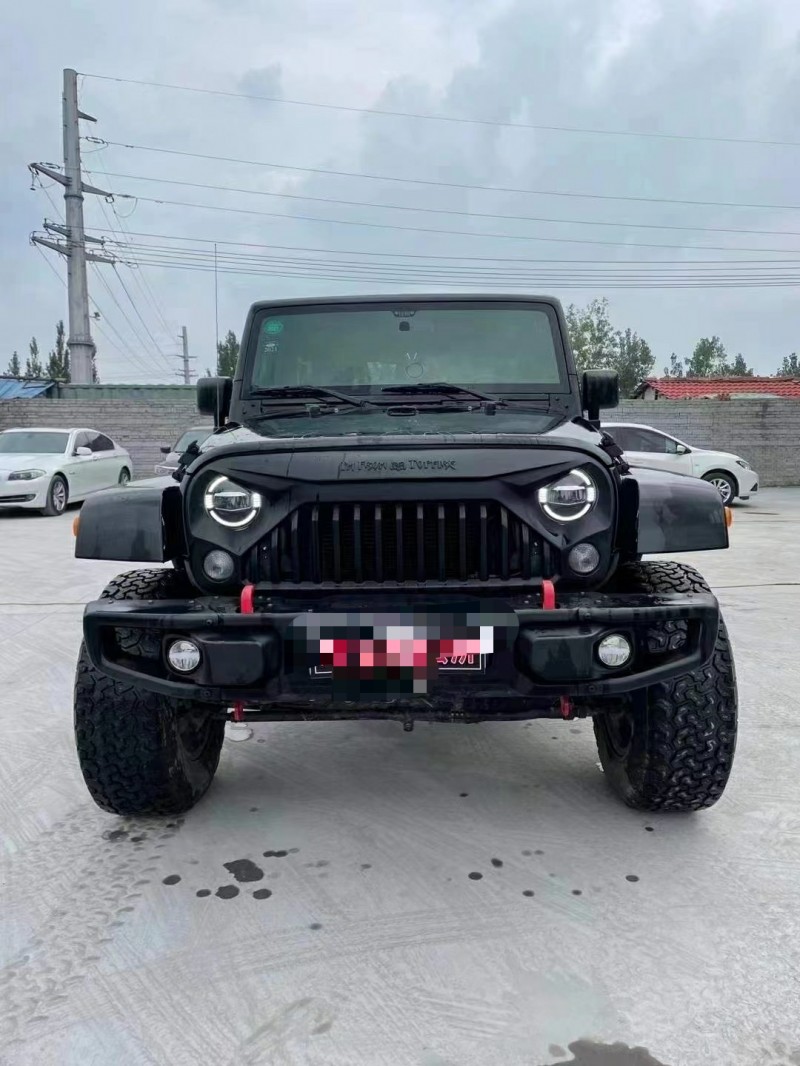 北京17年Jeep牧馬人9