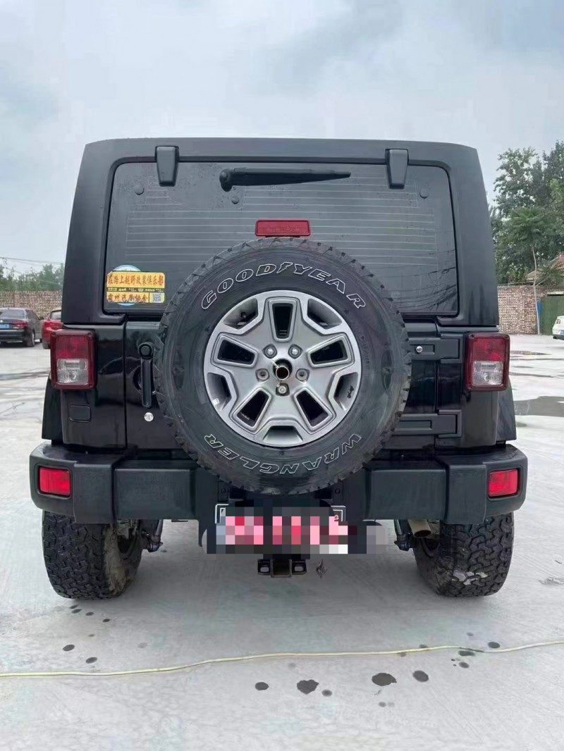 北京17年Jeep牧馬人1
