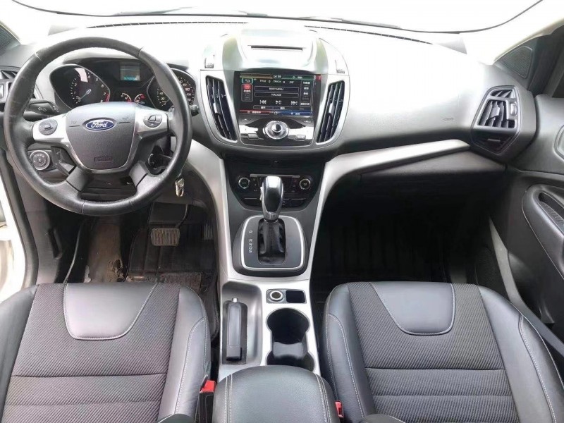 青岛15年福特翼虎2