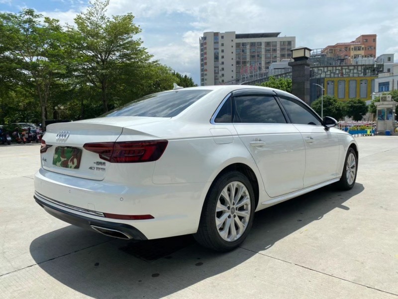 东莞19年奥迪A4L5