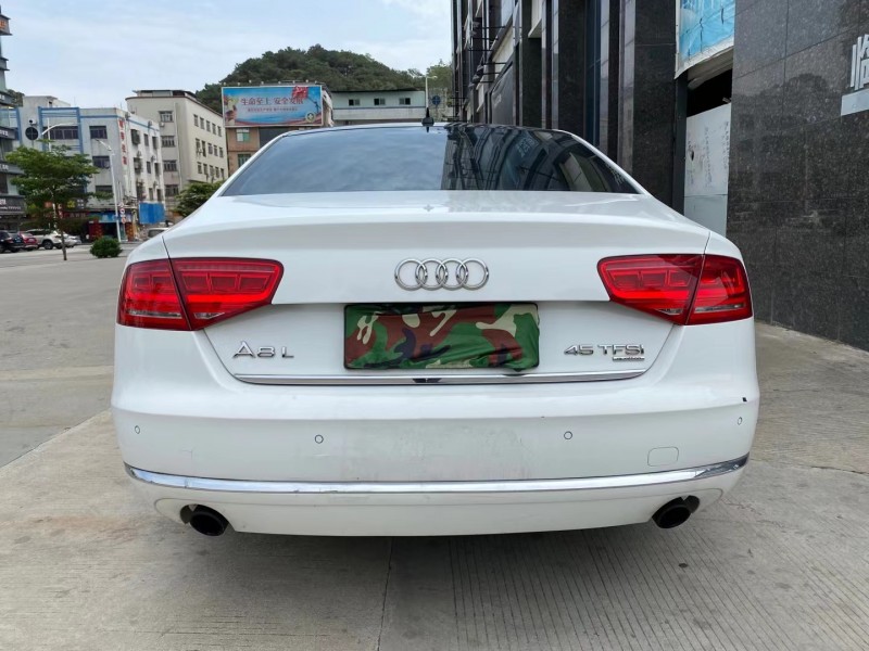 东莞14年奥迪A8L9