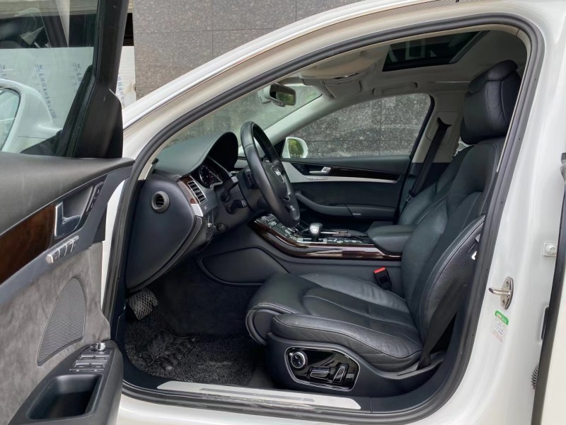 东莞14年奥迪A8L8