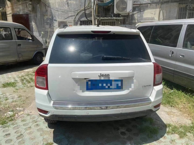 煙臺13年Jeep指南者7