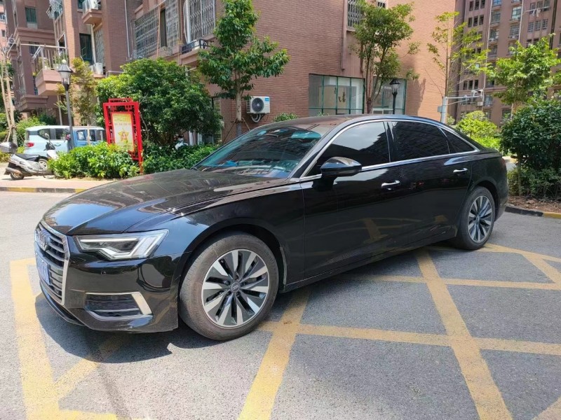 贛州19年奧迪A6L8