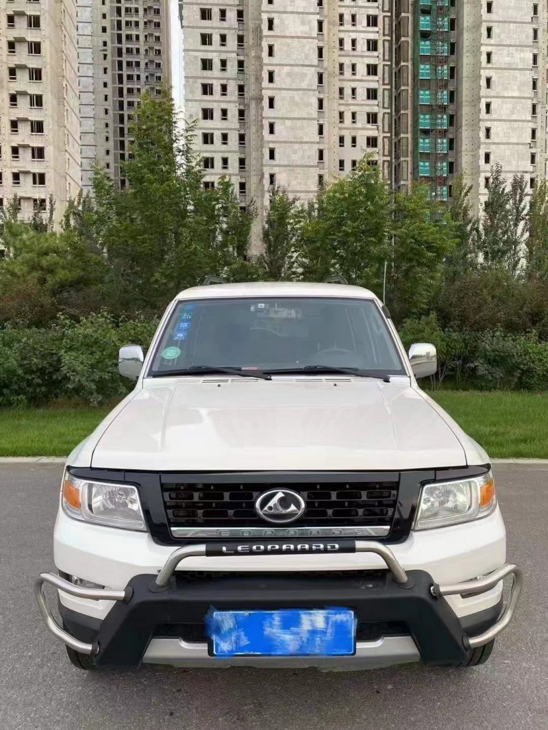 保定17年獵豹汽車Q65