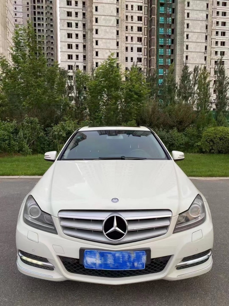 保定13年奔驰C2