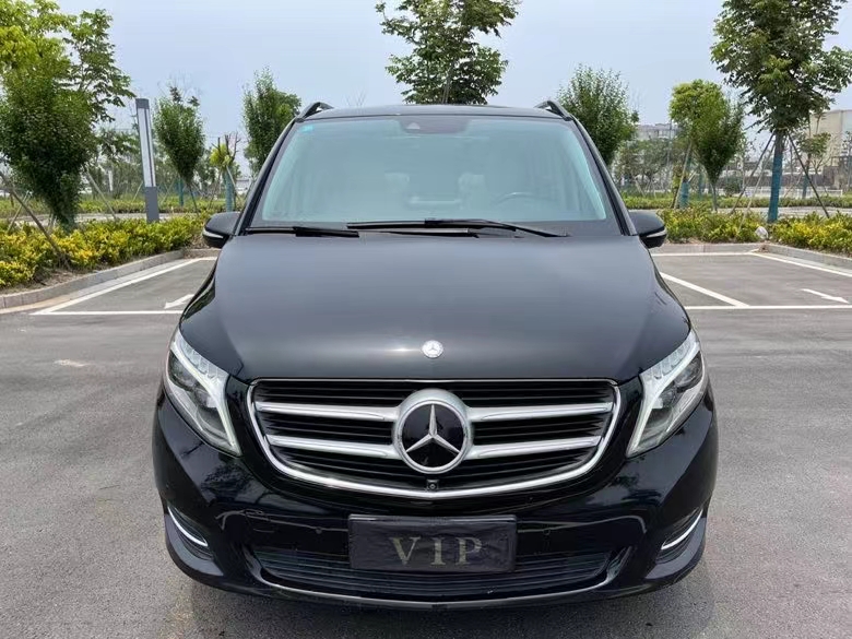 盐城17年奔驰V8