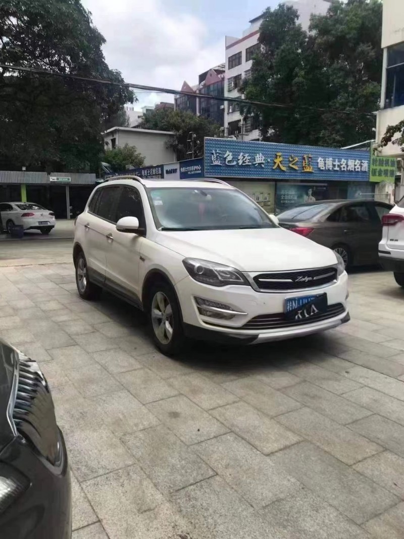 南寧16年眾泰大邁X72