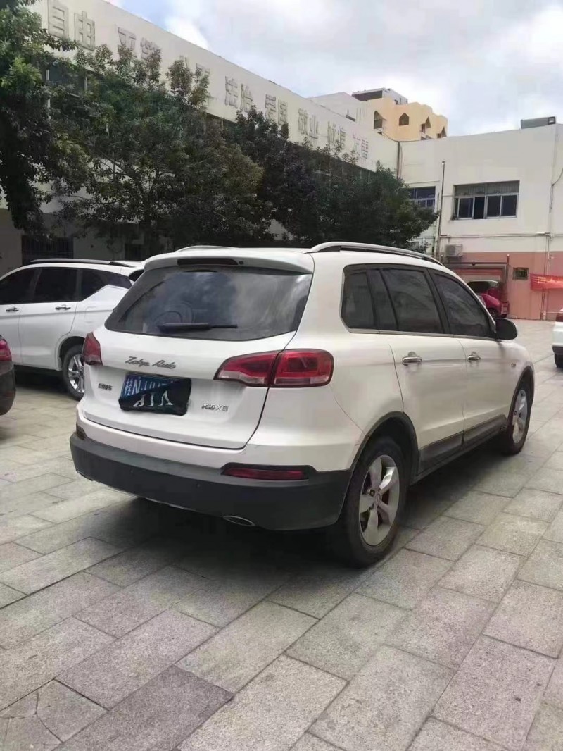南寧16年眾泰大邁X77
