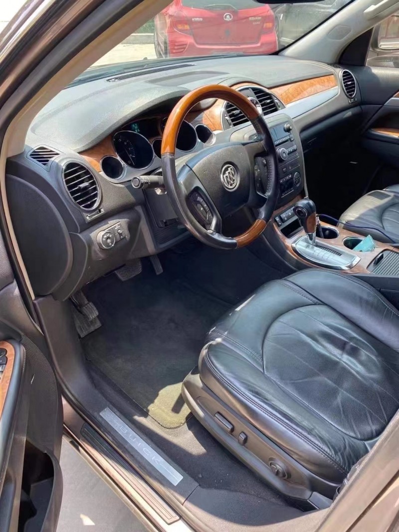 枣庄10年别克昂科雷6