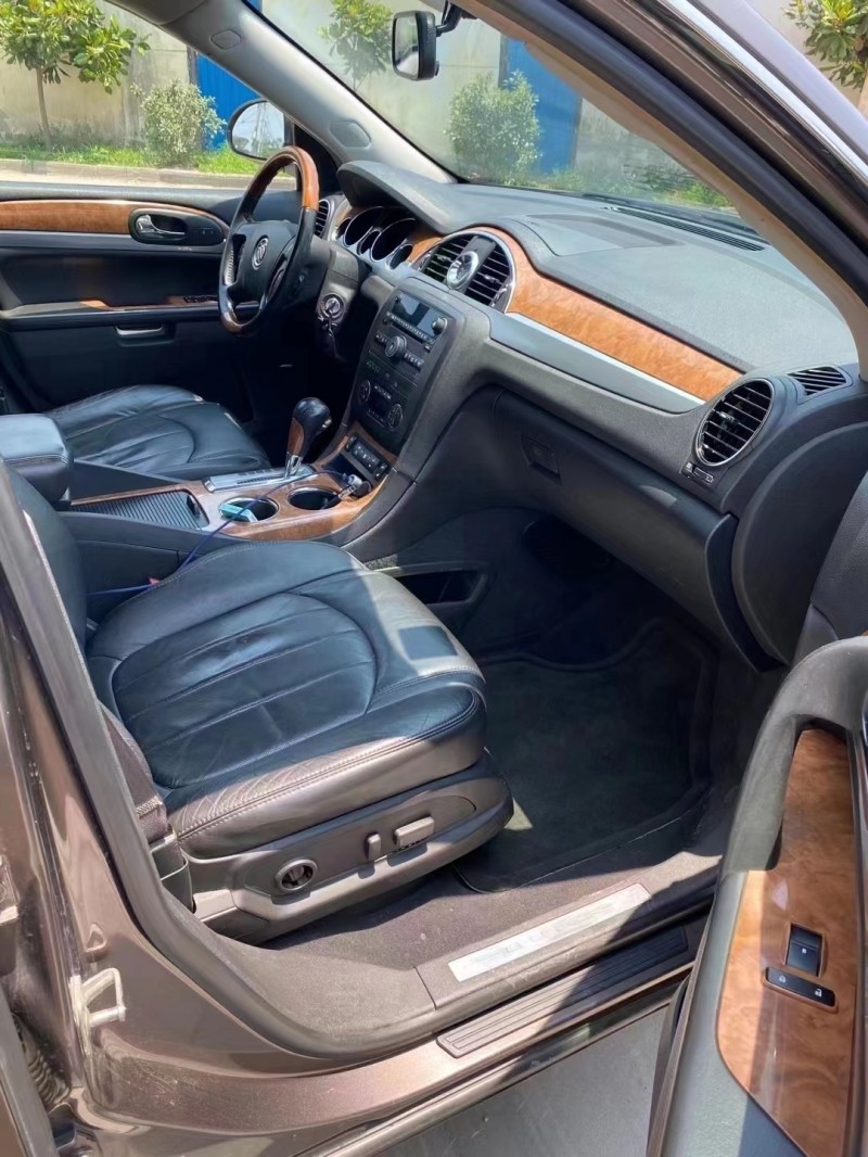 枣庄10年别克昂科雷1