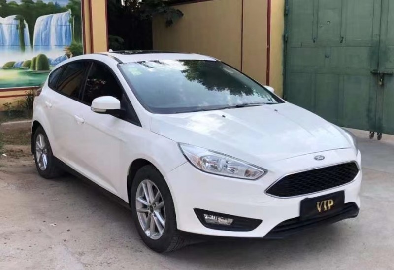 青岛18年福特福克斯2