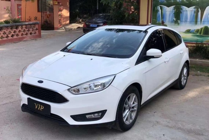 青岛18年福特福克斯3