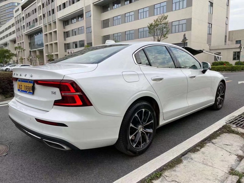 中山21年沃爾沃S60L6