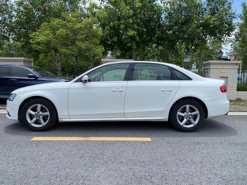 中山16年奥迪A4L3