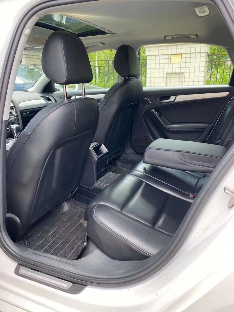 中山16年奥迪A4L8