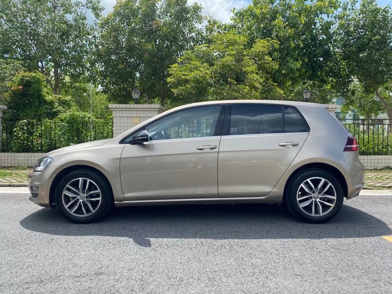 中山抵押车17年大众高尔夫出售