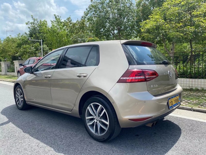 中山17年大众高尔夫3