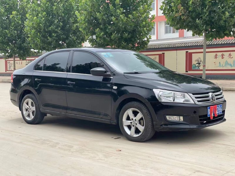 焦作15年大眾桑塔納7