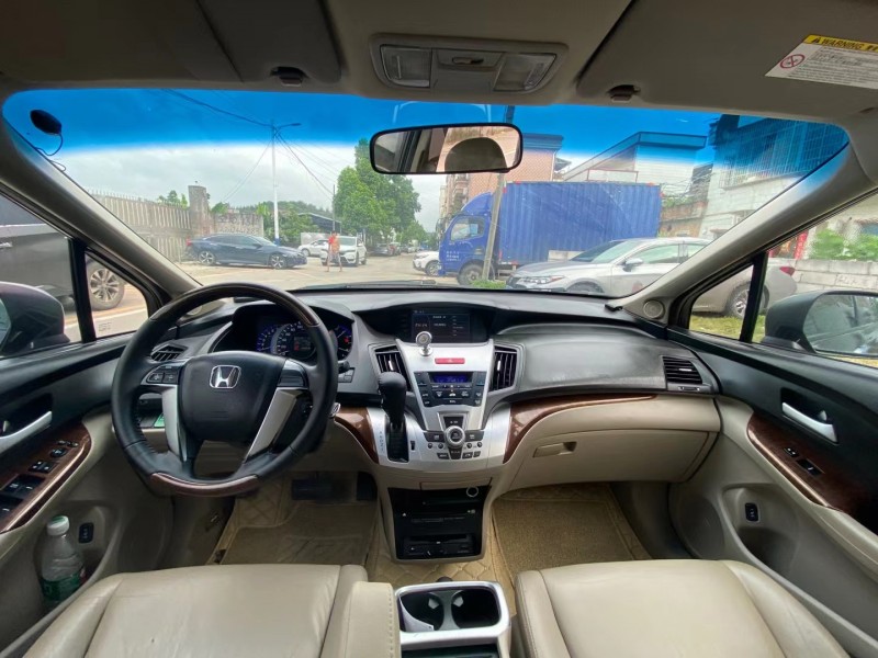 广州13年本田奥德赛7