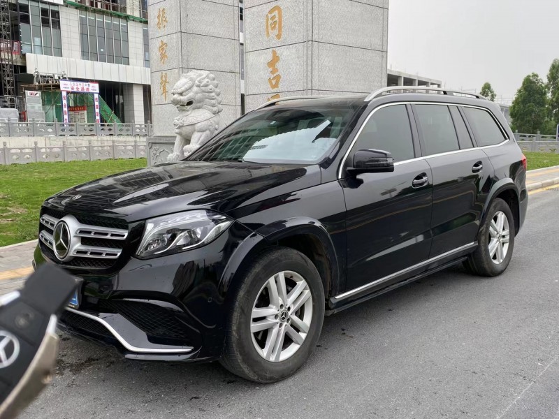 广州19年奔驰GLS2