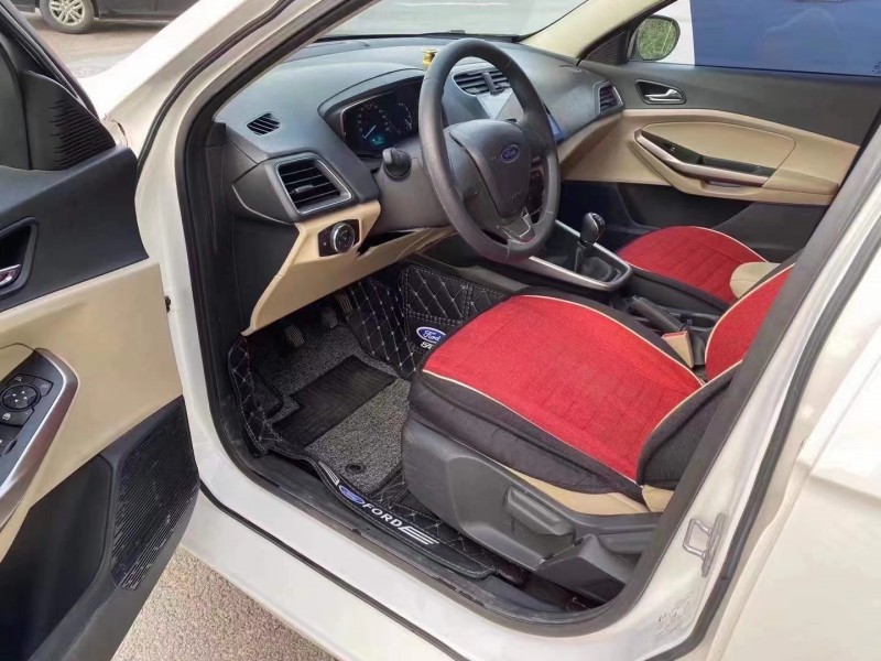 邢台18年福特福睿斯5