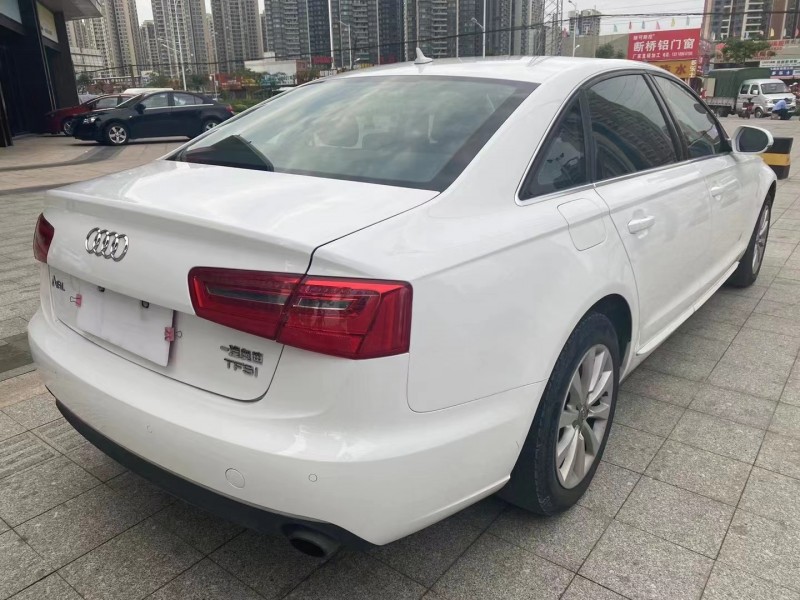 中山13年奥迪A6L7